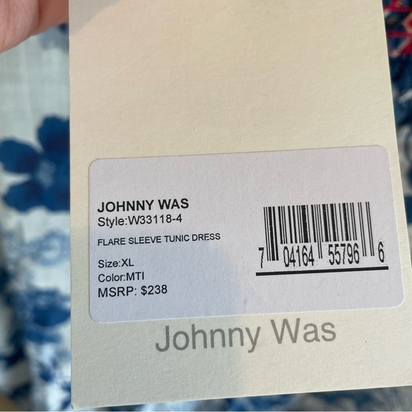 Johnny Was NWT Flare Sleeve Tunic Floral XL - Picture 5 of 9